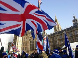 https://commons.wikimedia.org/wiki/File:Brexit_Protestors_Westminster.jpg