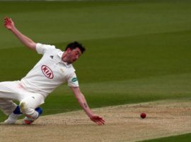 Surrey's Mark Footitt
during Specsavers County Championship - Diviision One match between Surrey CCC and Lancashire CCC at The Kia Oval, London on April 14, 2017 (Photo by Kieran Galvin/NurPhoto) *** Please Use Credit from Credit Field ***