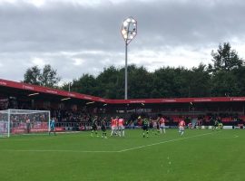 Salford players read to attack a freekick