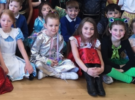 Light Oaks Junior School Celebrate World Book Day