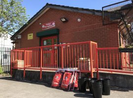 Incredible Education deliver Potato Grow Kits to Westwood Park Community Primary School. (Credit: @IncrEdibleEdu, Twitter)