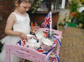 ‘It was nice to spend the afternoon in a bit of normality’ VE Day street parties sweep Salford, but are they worth the risk?