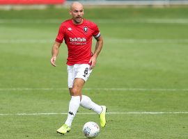 Darron Gibson in Salford's training kit. Credit: Salford City