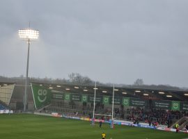 Salford fans fill up the AJ Bell prior to the Toulouse game