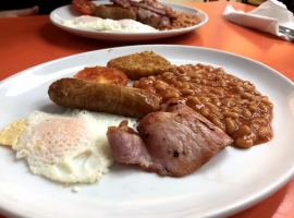 Traditional breakfast at Brunch Munch Café. Image by Harry Warner