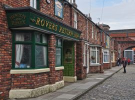 https://commons.wikimedia.org/wiki/File:Manchester_,_Coronation_Street_-_geograph.org.uk_-_4204282.jpg