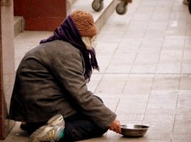 https://www.publicdomainpictures.net/en/view-image.php?image=49746&picture=homeless