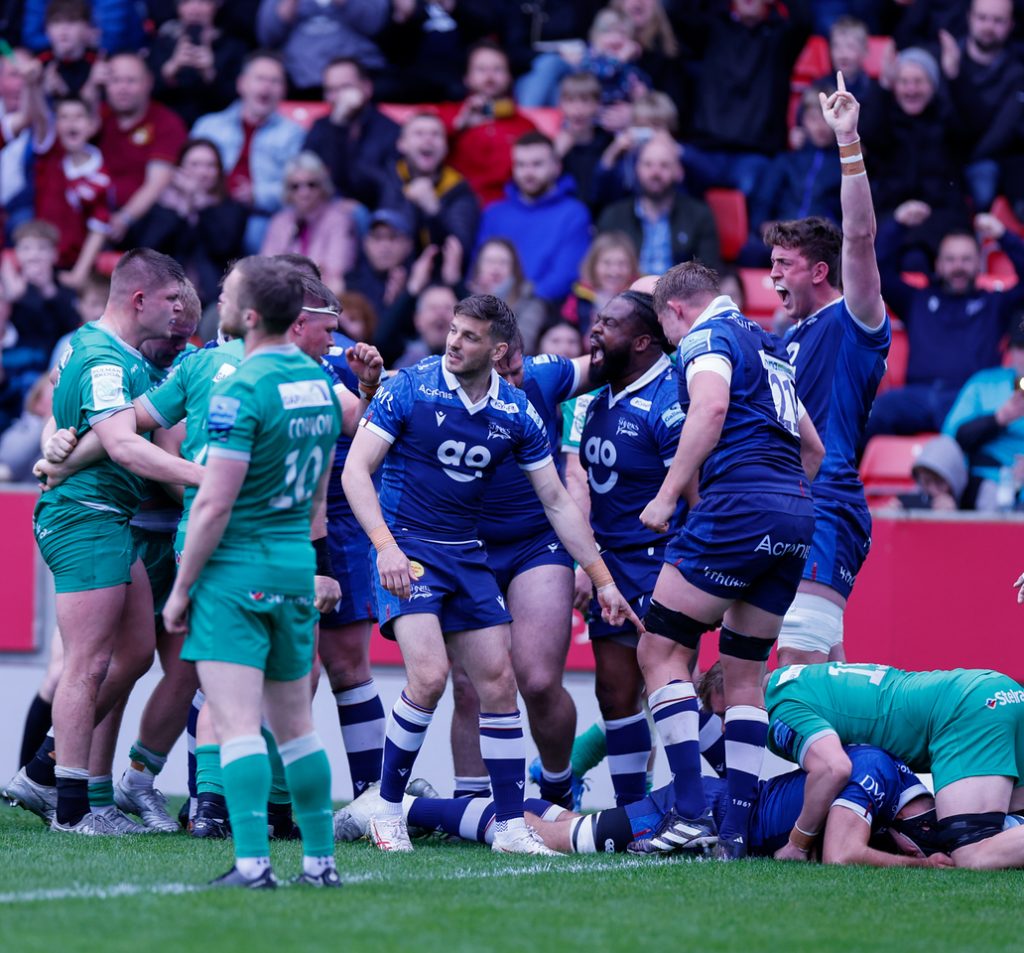 Sale Sharks Rugby Match - Review of AJ Bell Stadium, Salford