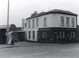Inside Salford’s long lost pubs that YOU want to see return