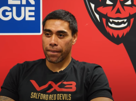 Ken Sio Salford Red Devils. Screenshot from youtube video https://www.youtube.com/watch?v=W1G8Z6cSyJY