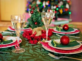 Credit- https://freerangestock.com/photos/134215/christmas-dinner-table.html