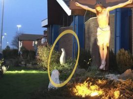 Fourth statue stolen