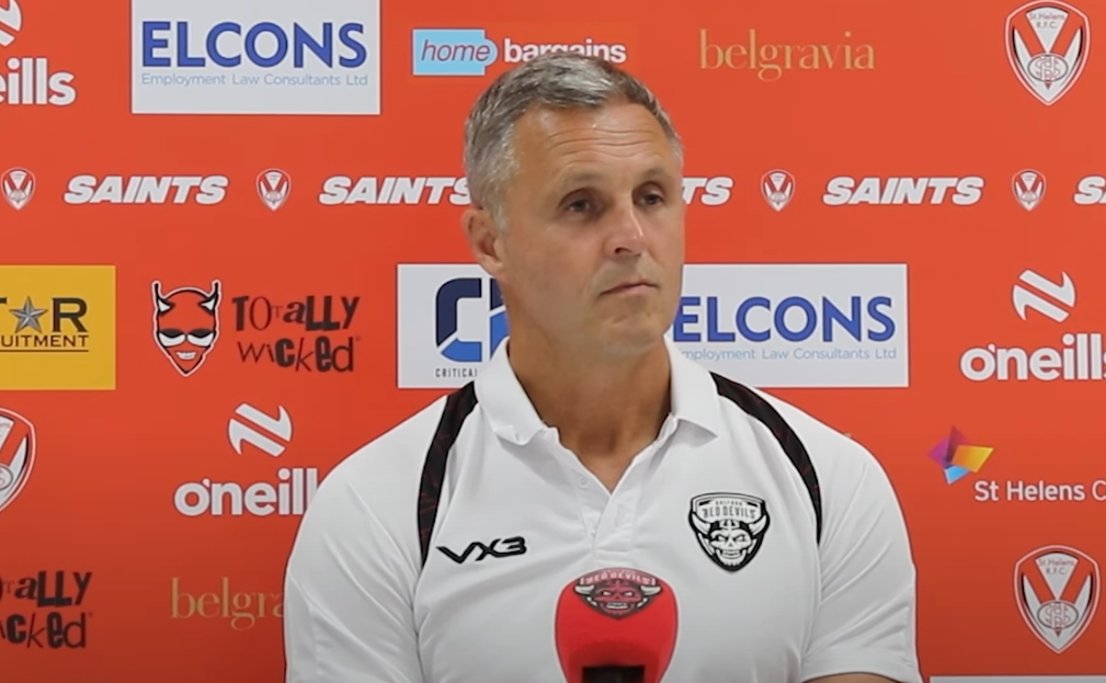"It hurts because we had a team capable" - Paul Rowley shares honest assessment of Red Devils performance