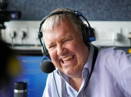 Veteran commentator Clive Tyldesley will be swapping the commentary gantry for the lecture hall of the University of Salford this September. 