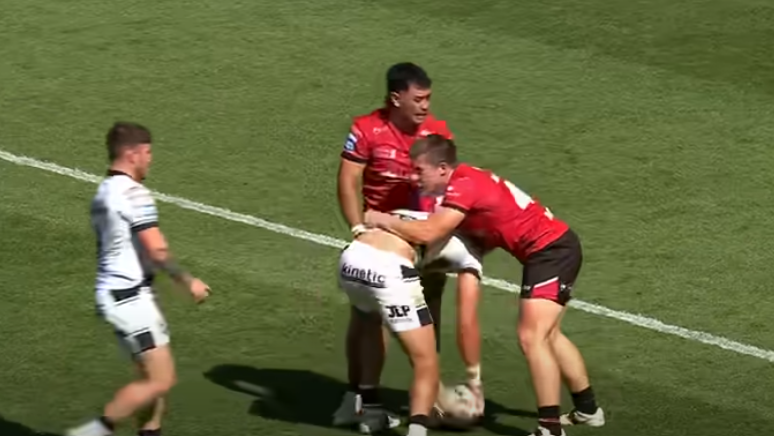Hull FC run in 14 tries as Salford Red Devils suffer a harsh defeat