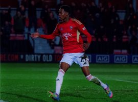 Kallum Cesay hits winner for Salford City vs Crawley