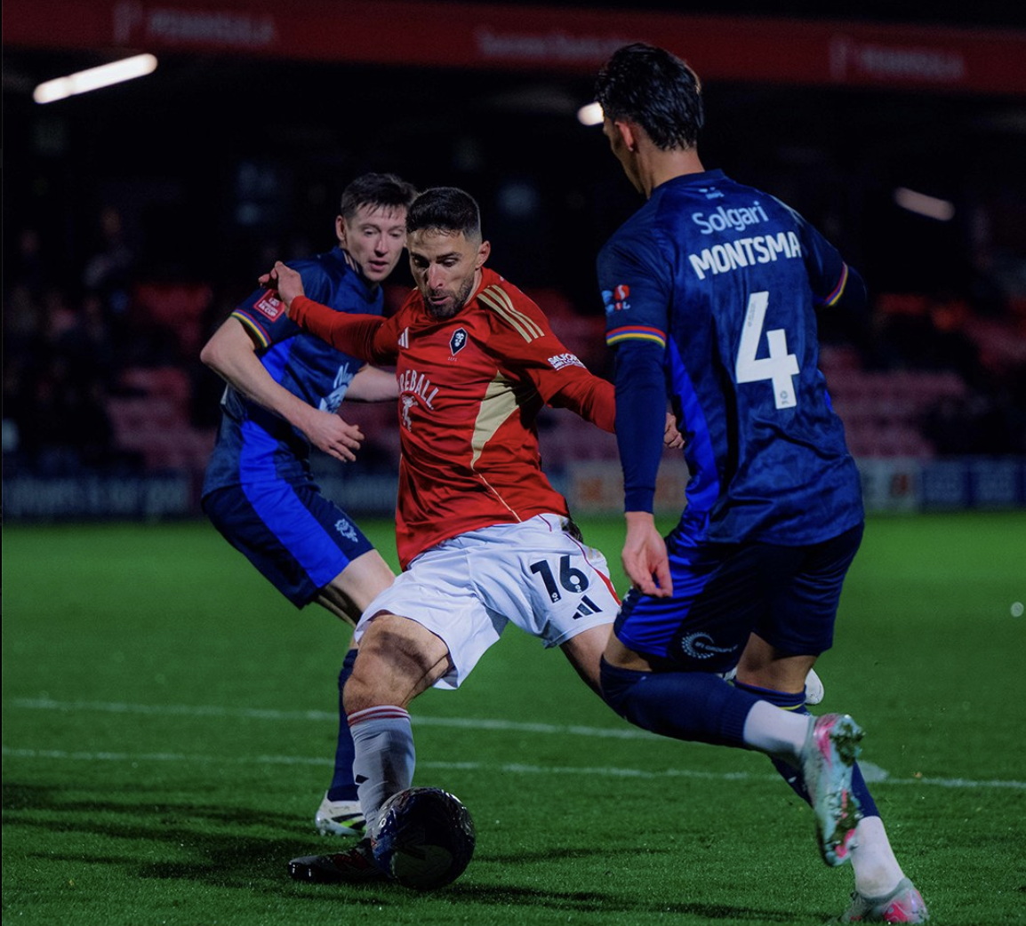 Salford City reach FA Cup second round with penalty shootout victory over Lincoln City