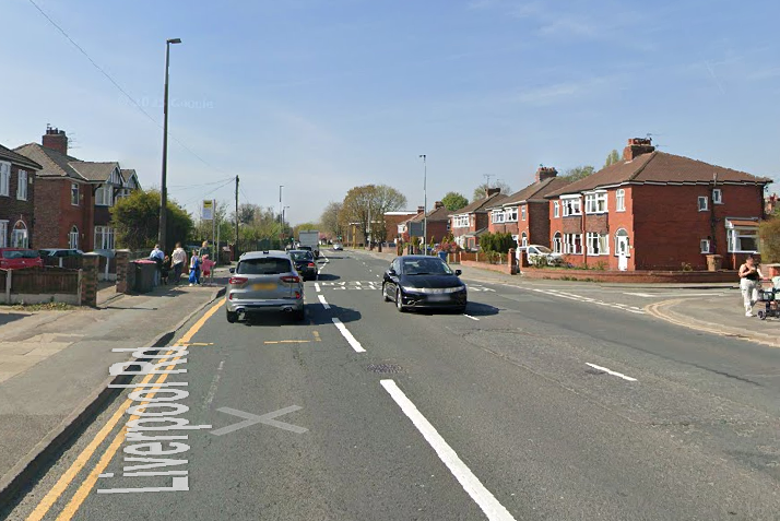 Public meeting erupts into anger as A57 lane scrap plans dubbed "complete shambles"