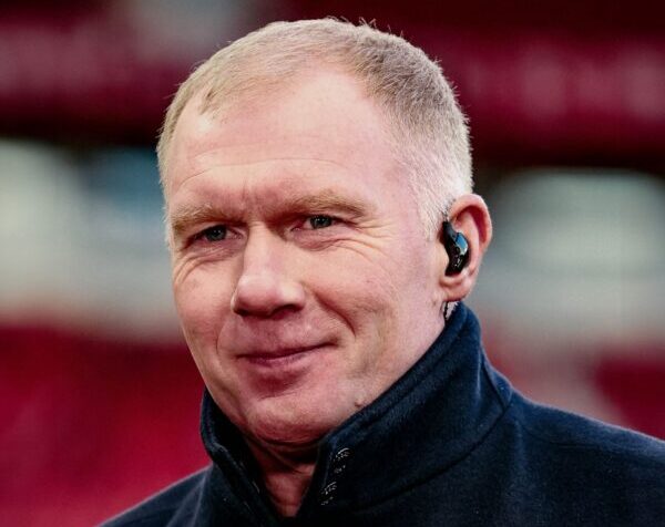 Paul Scholes, asesor de Salford City, pierde licencia de conducir