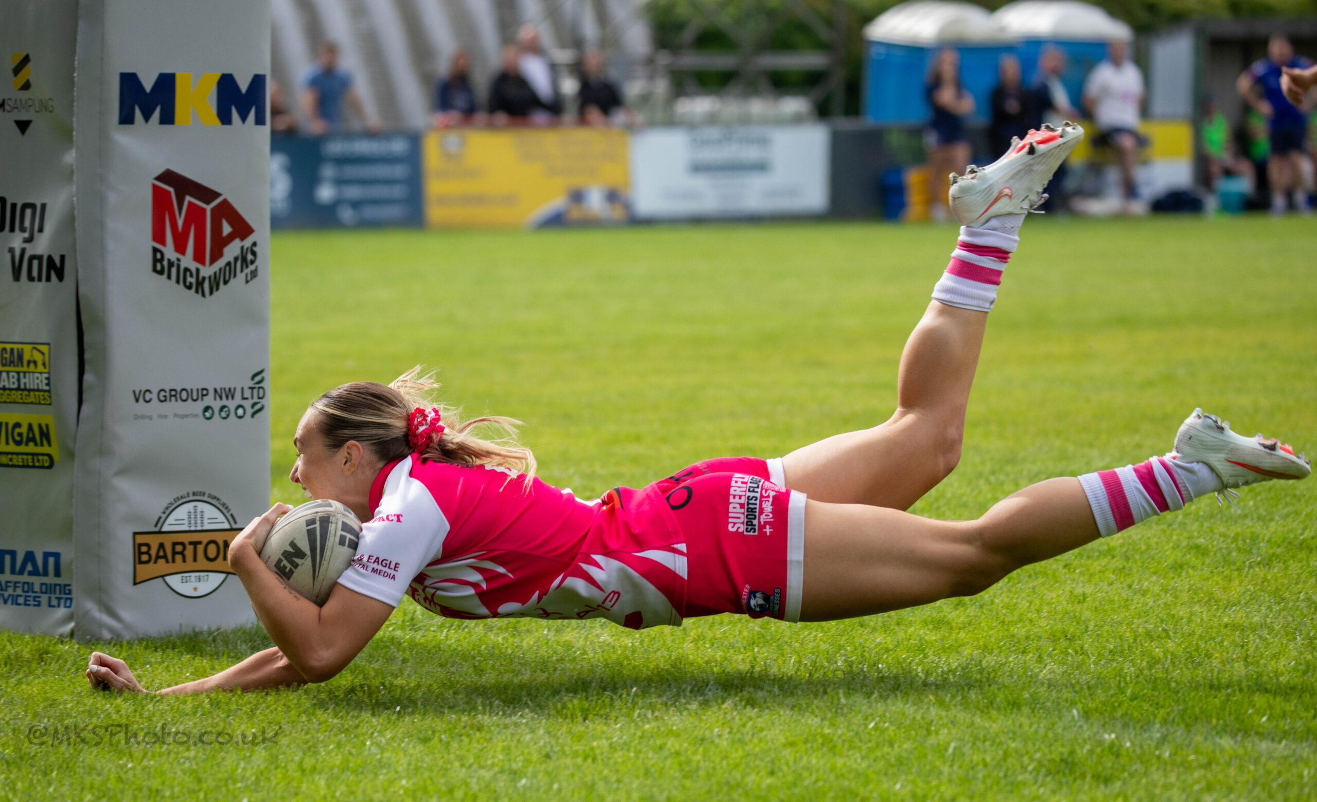 Swinton Lionesses win victory 38-14 in tough encounter with Warrington Wolves